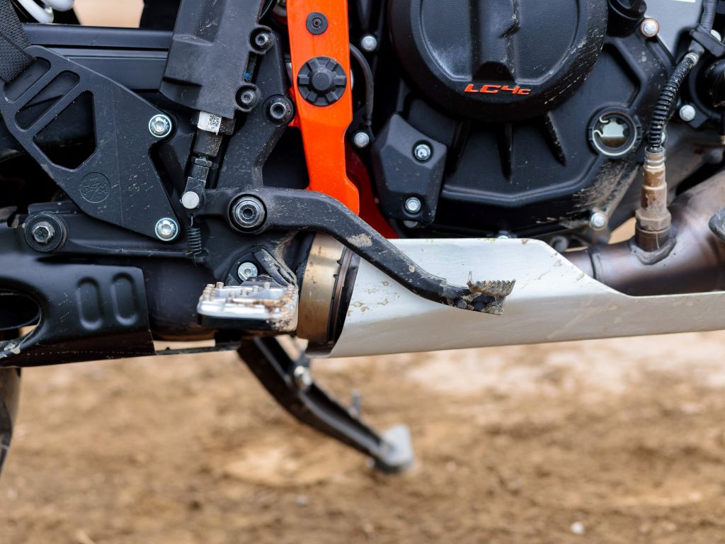 KTM 390 Footpegs